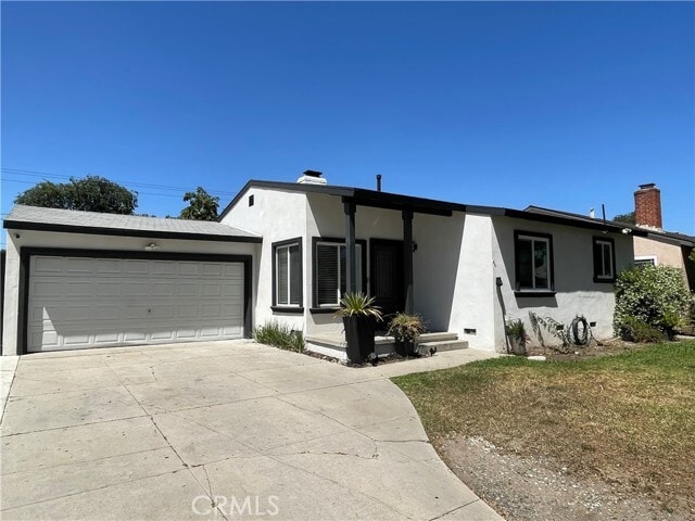 Building Photo - 517 W Southgate Ave