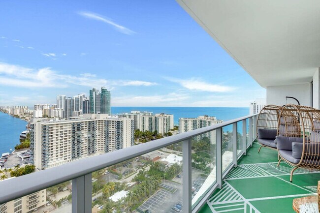 Foto del edificio - 4010 S Ocean Dr