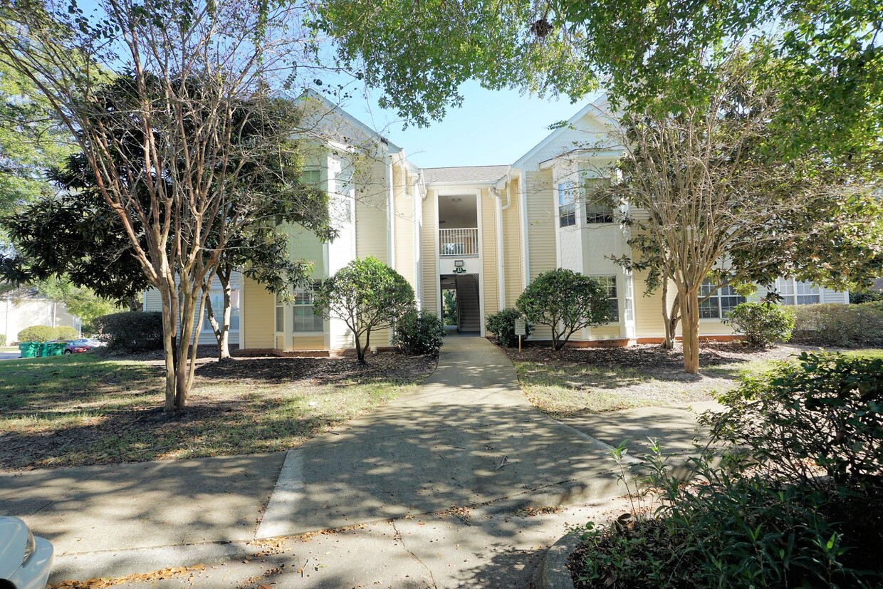 Primary Photo - Condo in Central Niceville