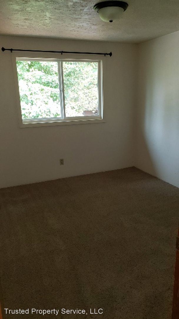 Foto del edificio - 3 br, 1.5 bath House - 863 N. 68th St.