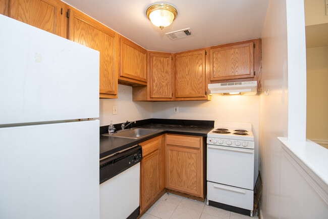Building Photo - 1778 Lanier Pl NW