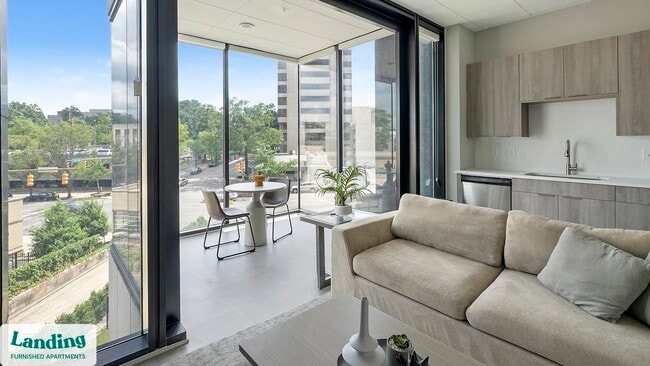 Building Photo - 600 19th St N