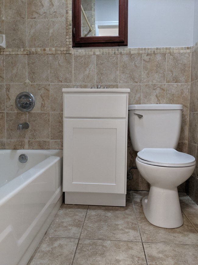 Foto del edificio - 6208 Palisade Ave