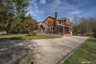 Building Photo - 266 Newtown Turnpike