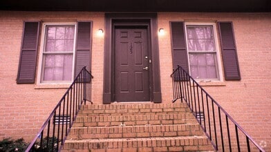 Building Photo - 125 Highland Park Dr
