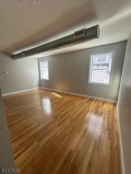 Foto del edificio - 474 10th Ave