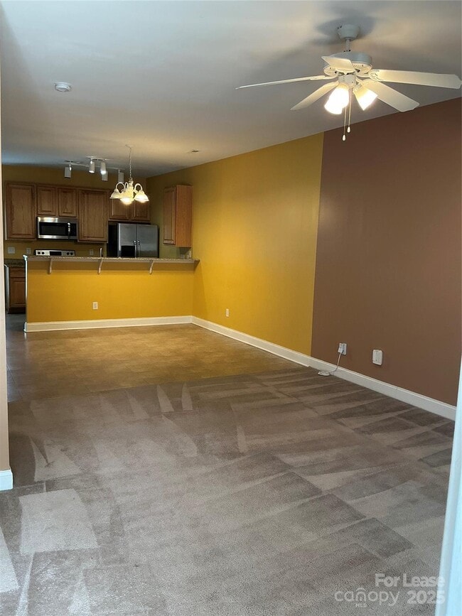Building Photo - 4980 Kotlik Dr