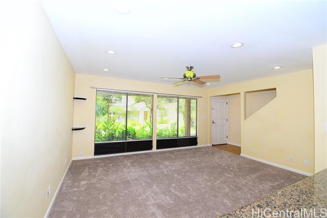 Building Photo - 98-1792-1792 Ka?ahumanu St