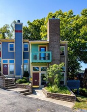Building Photo - 530 Tusculum Ave