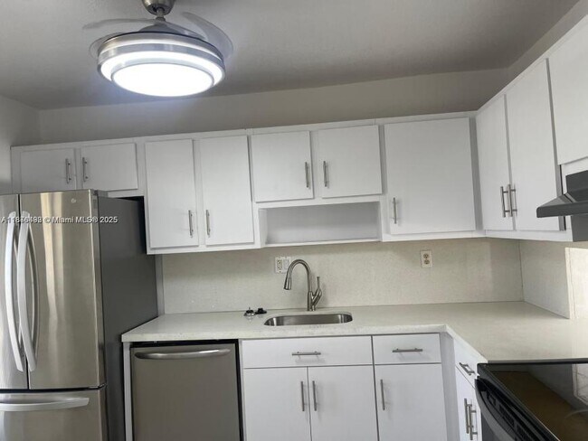 Foto del edificio - 1 bedroom in North miami FL 33179