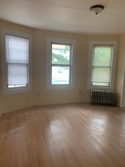 Dining room - 21 Mapes Ave