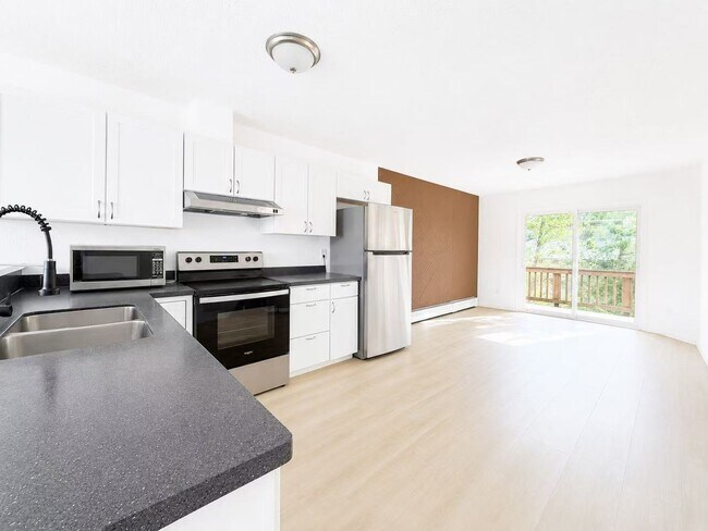 Building Photo - 4011 E Turnagain Blvd