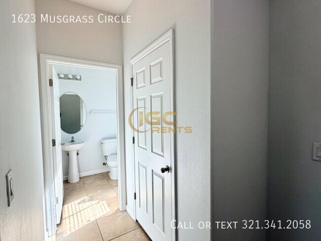 Building Photo - 1623 Musgrass Cir