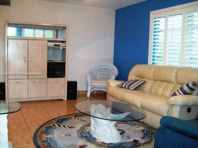 Foto del edificio - 1007 N 19th Ave