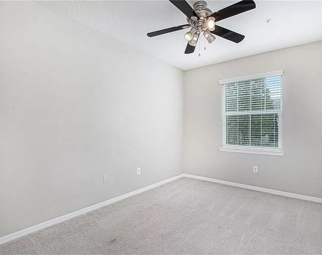 2nd Bedroom spacious, with walk-in closet and lots of natural light - 1910 E Palm Ave