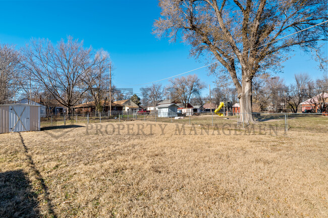 Building Photo - 1723 S Emporia Ave