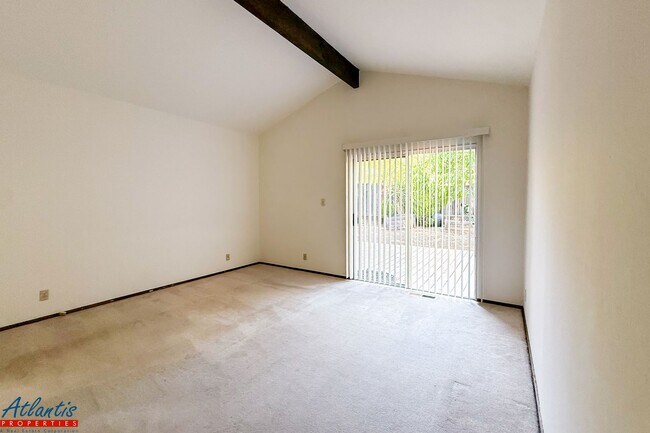 Building Photo - Beautiful Los Gatos Home | Desirable Location