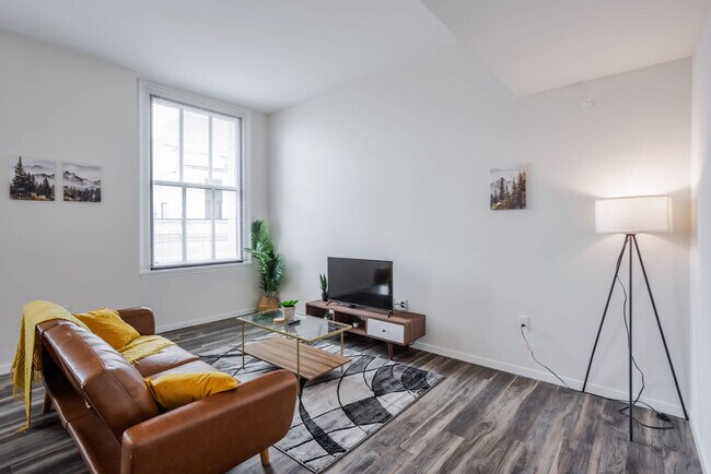 Foto del edificio - 9-JAN-JAN E 4th St