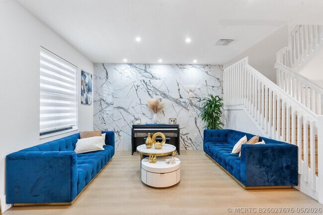 Foto del edificio - 3253 W 106th Terrace