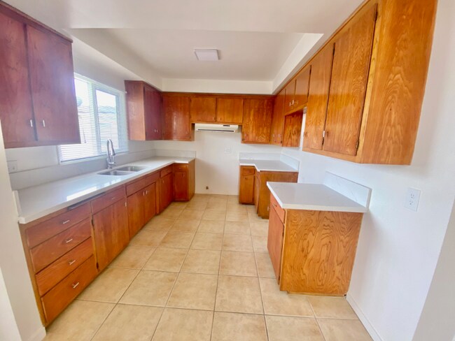 Foto del edificio - 2014 Ridgeley Dr