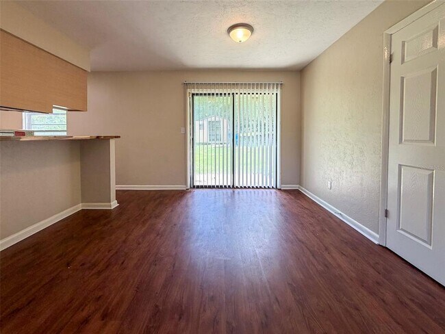 Foto del edificio - 13625 NW 141 Pl