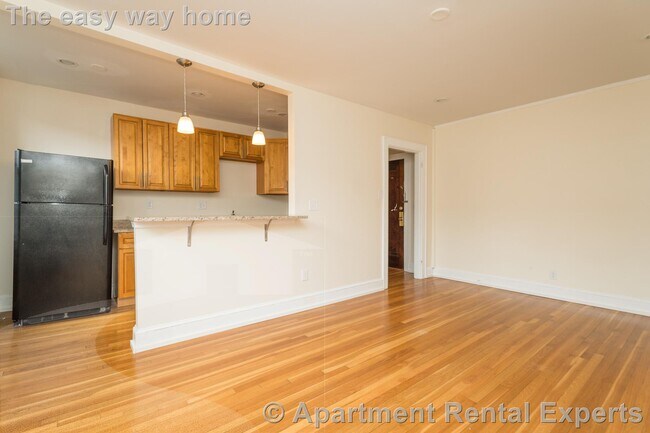 Foto del edificio - 138 Highland Ave