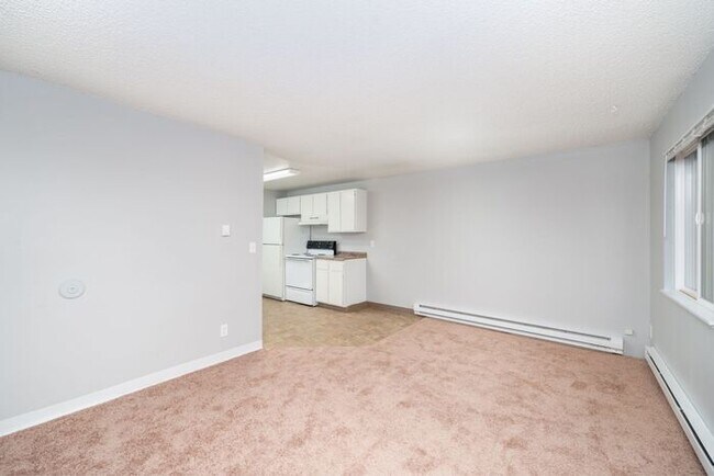 Foto del edificio - 1st Month FREE!!! 1 Bedroom minutes away from Downtown! Pets OK!