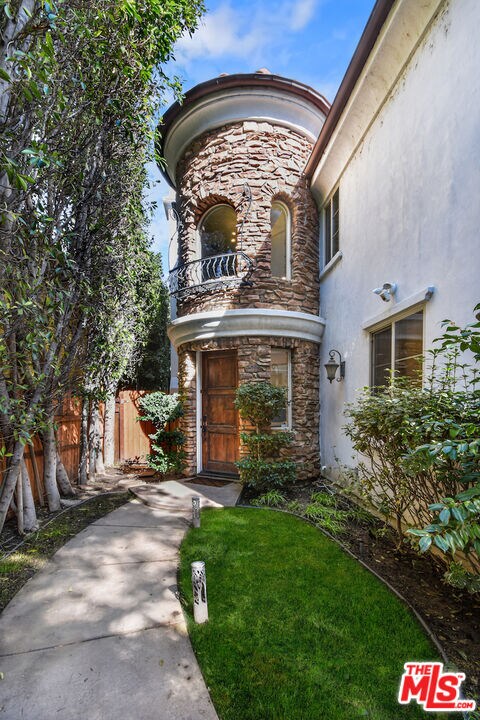 Foto del edificio - 15525 Morrison St