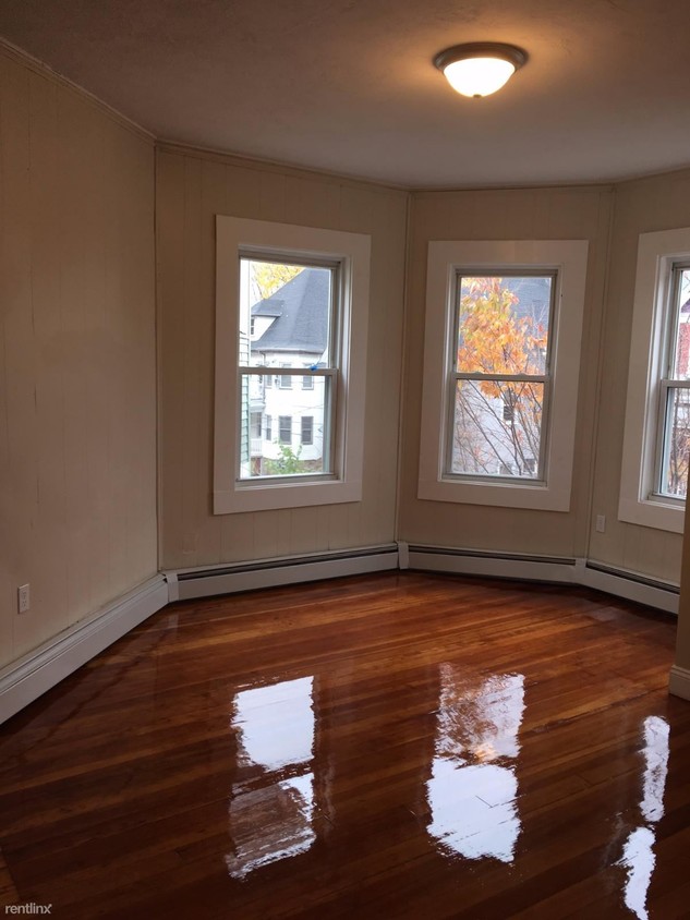 Primary Photo - 27 Wolcott St