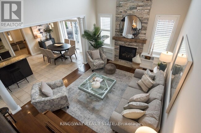 Photo du bâtiment - 476 Laundon Terrace