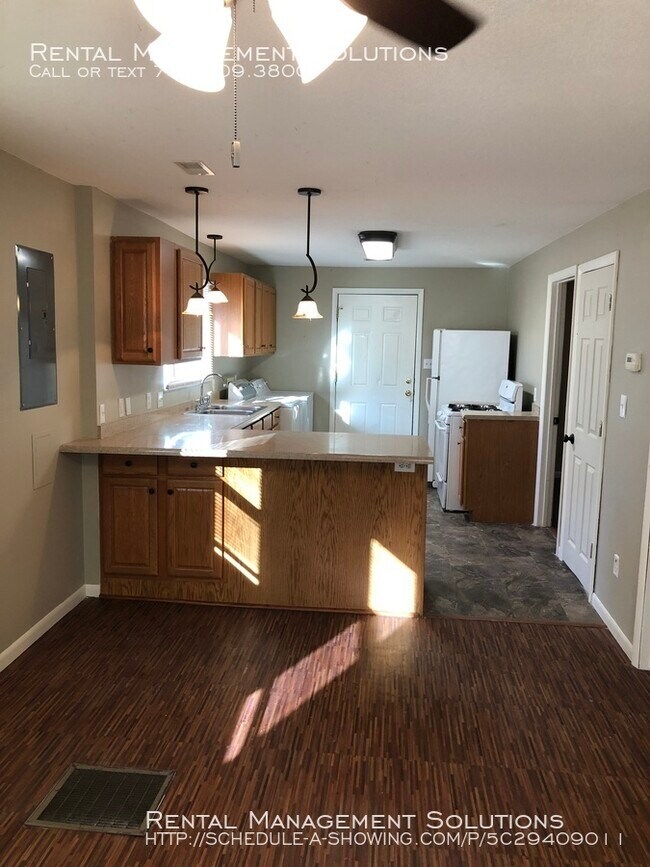Foto del edificio - 306 NE Laurent- 2 BED/1 BATH