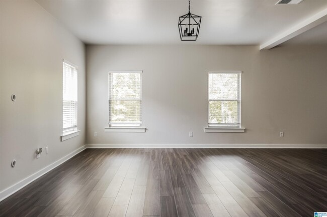 Building Photo - 370 Ridgeview Cir