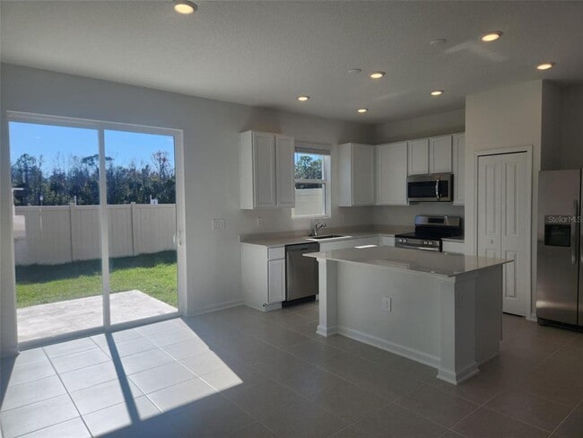 Foto del edificio - 2724 Skyline Lp