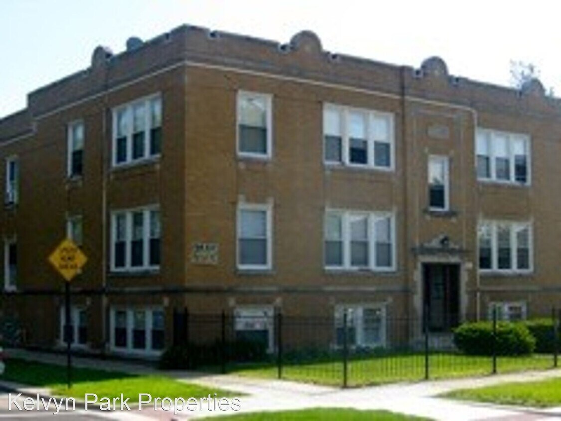 Primary Photo - 4541 W Wellington Ave