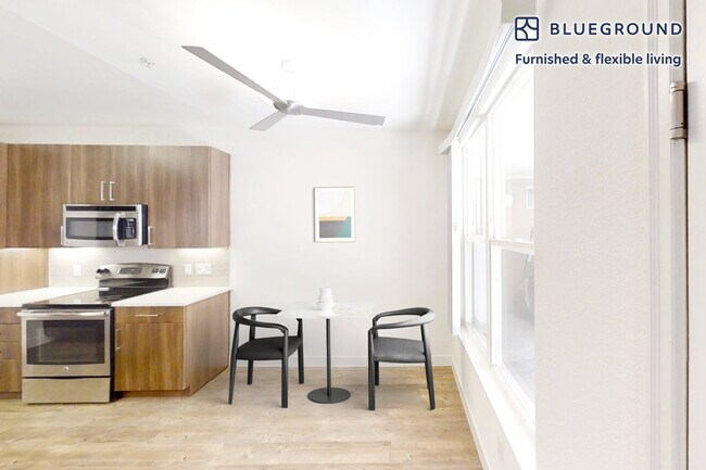 Foto del edificio - 1257 Lakeside Dr