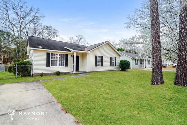 Foto del edificio - 709 Rockhaven Dr
