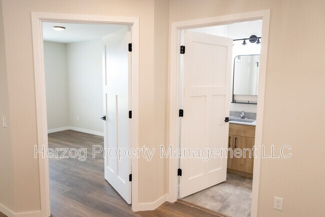 Foto del edificio - 1740 Willow St
