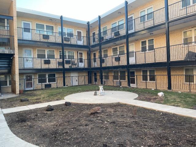 Building Photo - 1 bedroom in CHICAGO IL 60634
