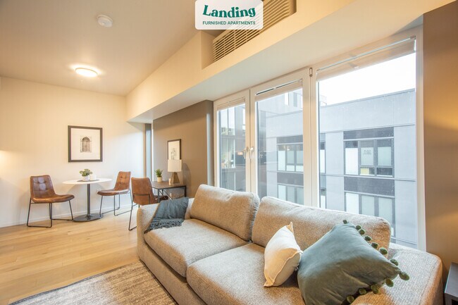 Foto del edificio - 2112 NW Quimby St