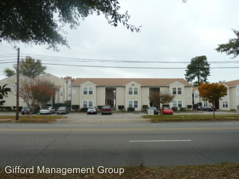 Primary Photo - 915-925 W Little Creek Rd