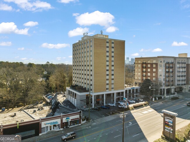 Building Photo - 2285 Peachtree Rd NE