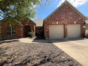 Building Photo - 212 Choke Canyon Ln