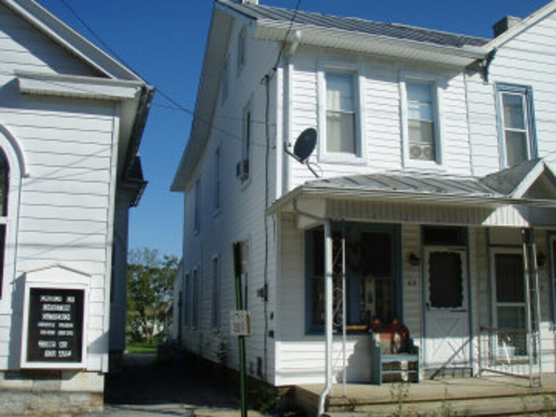 Primary Photo - 2 Bedroom, 1 Bath House