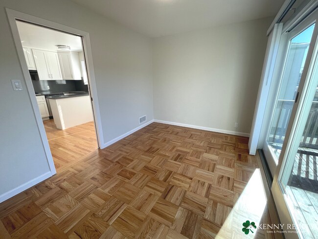 Foto del edificio - Remodeled Three Bedroom Plus Bonus Room House in Daly City