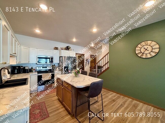 Building Photo - 8143 E Tencate Pl