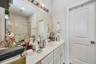 Building Photo - 3923 Calasso Ct