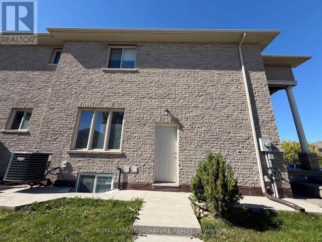 Building Photo - 61 Eagleglen Way