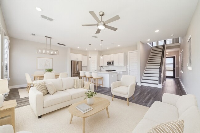 Foto del edificio - 10961 Hewitt Cliff Ln