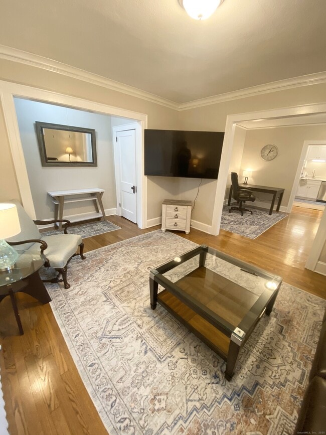 Foto del edificio - 186 S Highland St