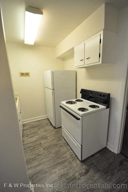 Foto del edificio - 1002-1002 Bryden Rd